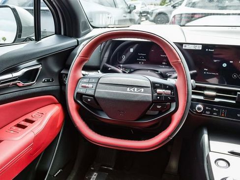 New 2026 Kia Sportage SX Prestige AWD/4WD image 16