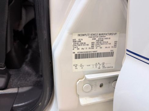 Used 2016 Ford F350 XL w/ Power Equipment Group image 42