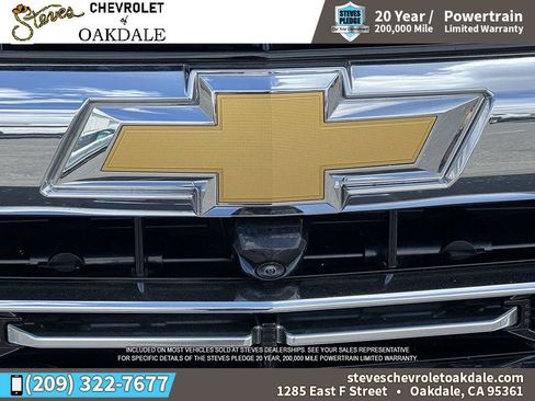 Used 2025 Chevrolet Suburban Premier AWD/4WD image 35