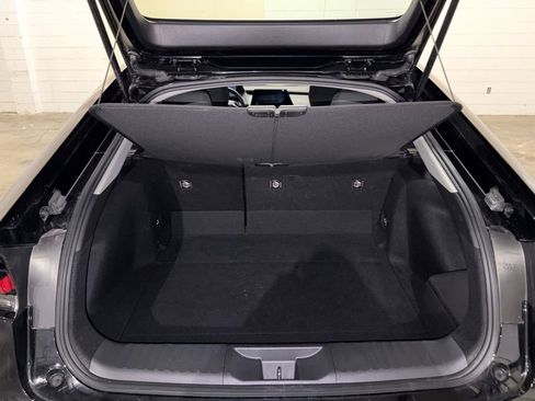 Used 2025 Toyota Prius LE image 12