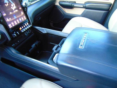 Used 2019 RAM 1500 Limited w/ Advanced Safety Group image 24