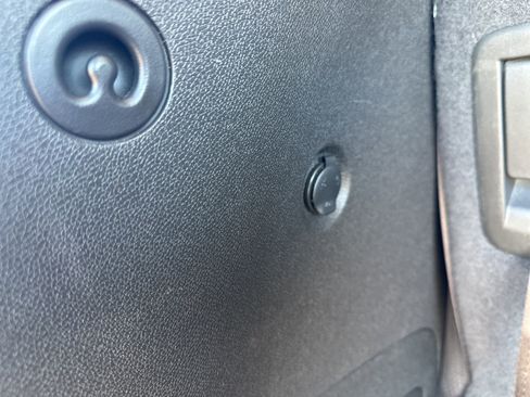 Used 2012 Chevrolet Traverse LT w/ All-Star Edition image 28