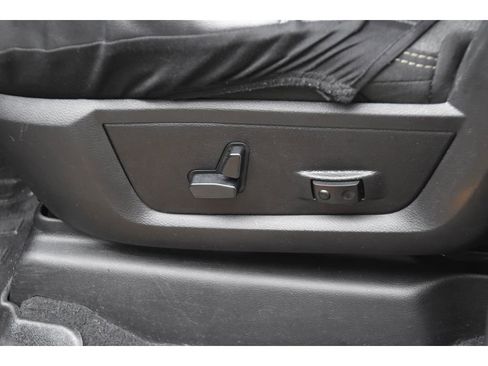 Used 2020 RAM 2500 Big Horn w/ Level 1 Equipment Group image 29