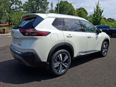 Certified 2023 Nissan Rogue SL w/ SL Premium Package AWD/4WD image 6