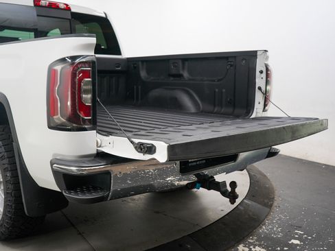 Used 2017 GMC Sierra 1500 SLT AWD/4WD image 9