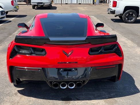 Used 2015 Chevrolet Corvette Z06 w/ 3LZ Preferred Equipment Group RWD image 11