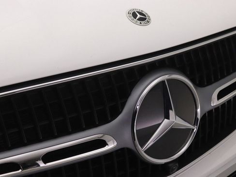 Certified 2025 Mercedes-Benz GLC 350e 4MATIC image 28