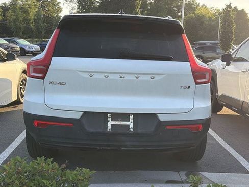 Used 2021 Volvo XC40 T5 R-Design w/ Advanced Package AWD/4WD image 5
