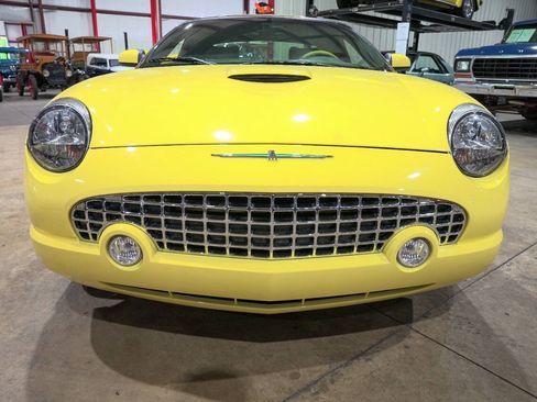 Used 2002 Ford Thunderbird RWD image 40