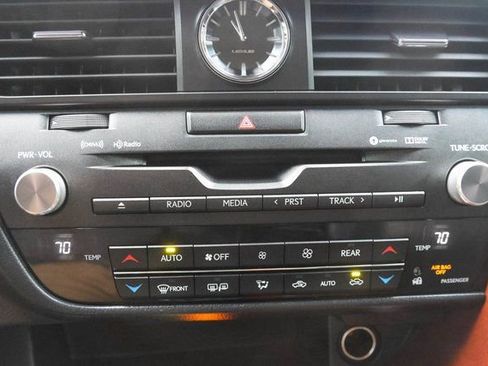 Used 2019 Lexus RX 350L FWD image 27