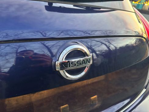 Used 2016 Nissan Juke SL image 12