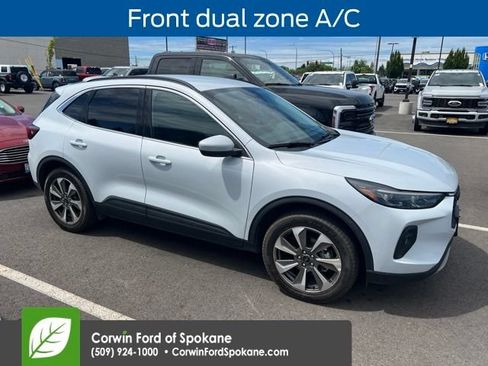 Used 2025 Ford Escape Platinum AWD/4WD image 8