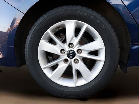 Used 2025 Hyundai Sonata SEL FWD image 24