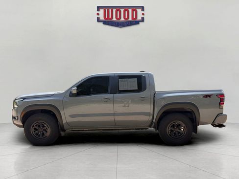Used 2025 Nissan Frontier PRO-4X AWD/4WD image 4