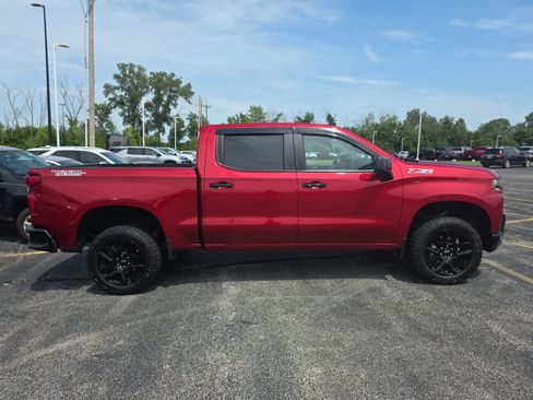 Used 2021 Chevrolet Silverado 1500 LT Trail Boss AWD/4WD image 3