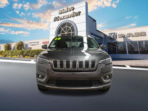Used 2020 Jeep Cherokee Limited image 11