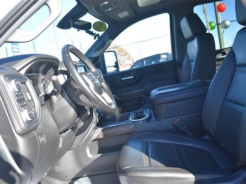 Certified 2020 GMC Sierra 3500 Denali w/ Denali Ultimate Package image 31