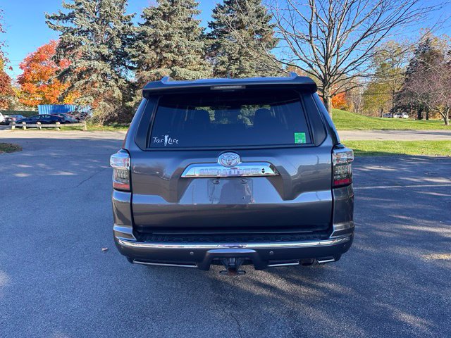 Used 2021 Toyota 4Runner Limited AWD/4WD image 4
