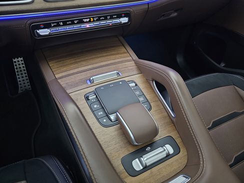 Certified 2024 Mercedes-Benz GLE 53 AMG 4MATIC image 33