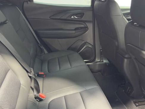 Used 2023 Chevrolet TrailBlazer RS w/ Convenience Package FWD image 14