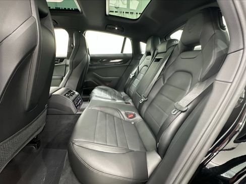 Certified 2025 Porsche Panamera 4 AWD/4WD image 16