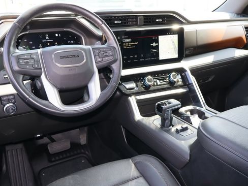 Used 2023 GMC Sierra 1500 Denali w/ Denali Reserve Package AWD/4WD image 5