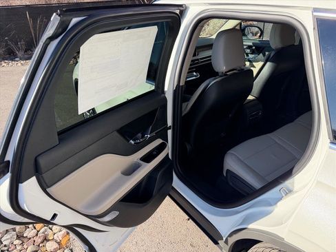 New 2026 Lincoln Corsair Reserve image 19