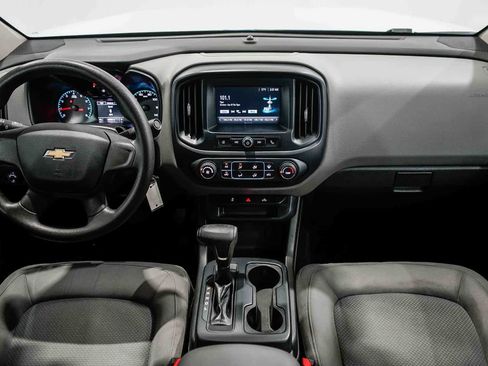 Used 2017 Chevrolet Colorado W/T image 10