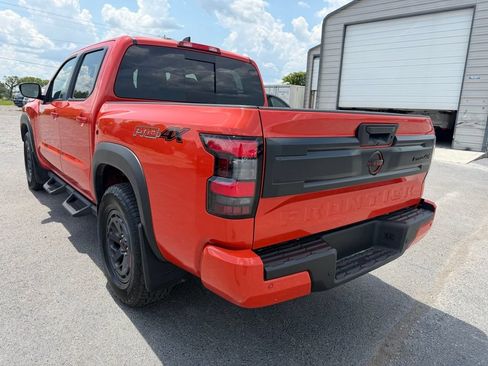 Used 2025 Nissan Frontier PRO-4X AWD/4WD image 23