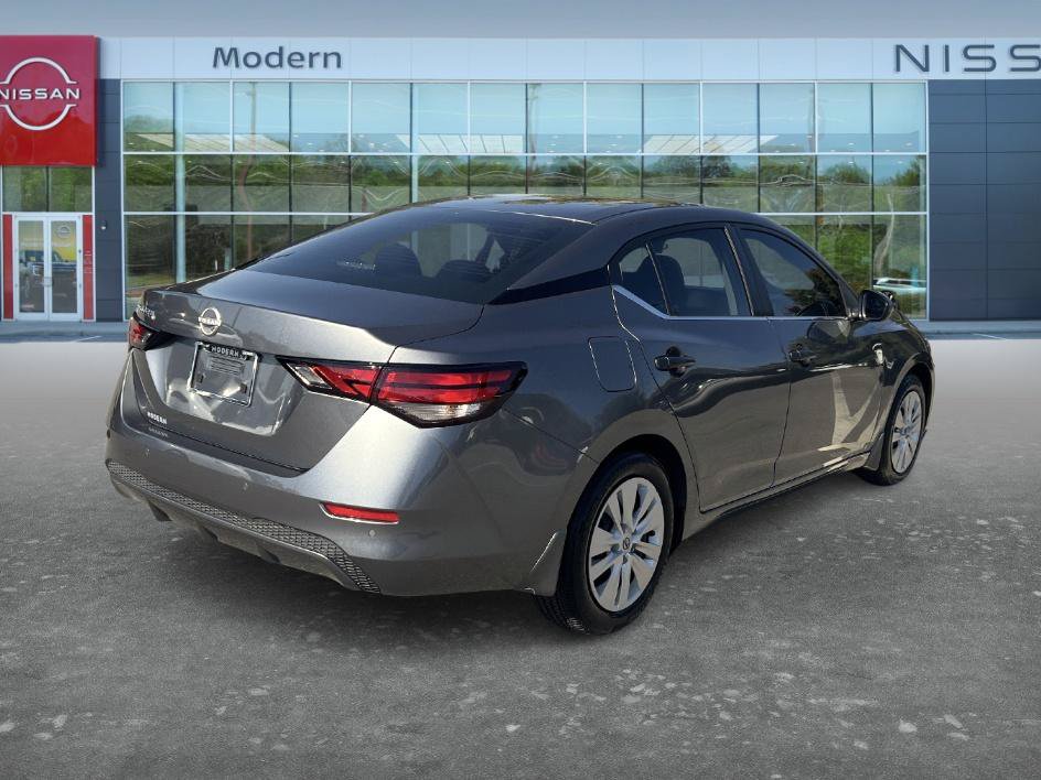 Certified 2025 Nissan Sentra S FWD image 5