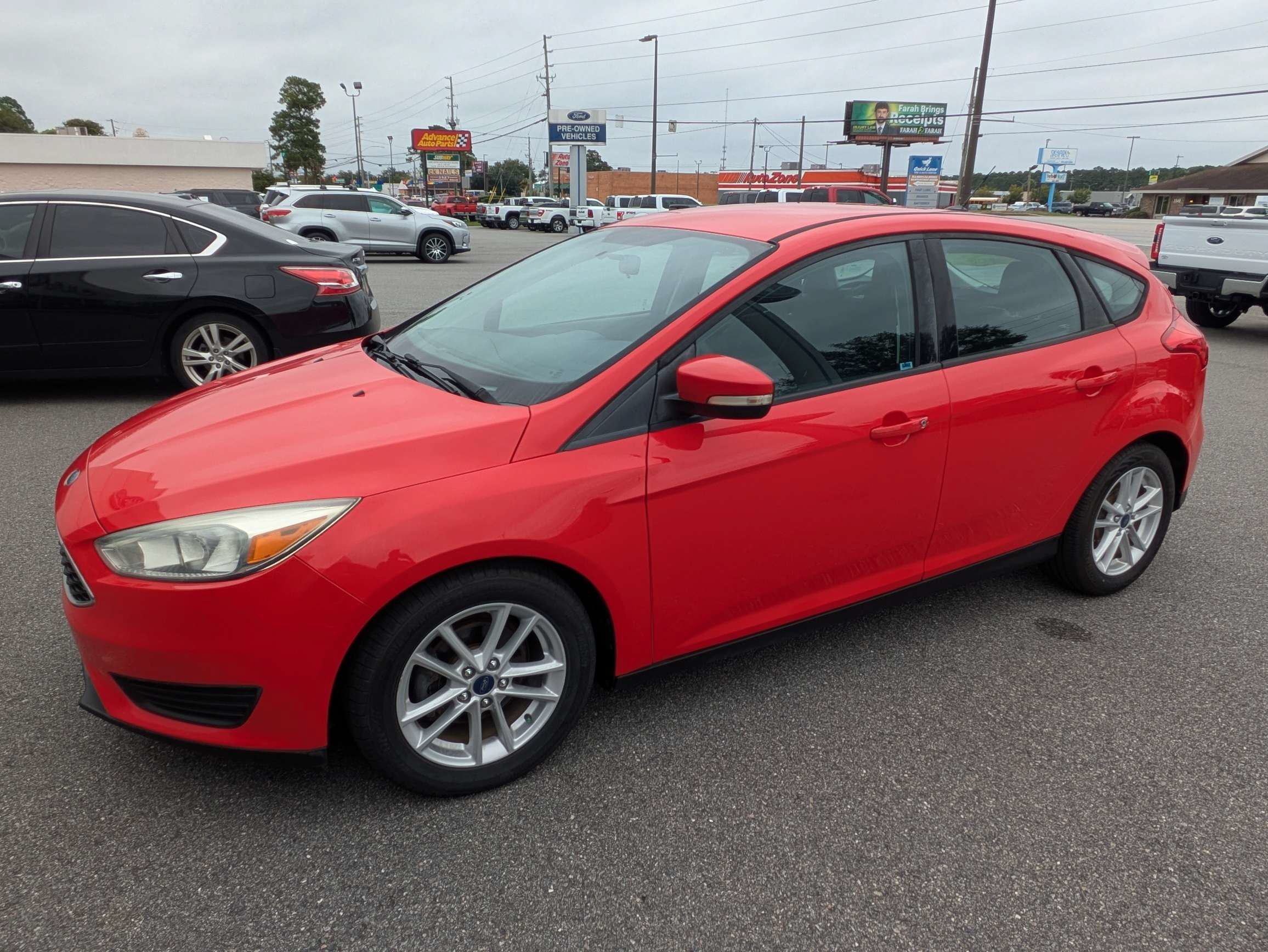 Used 2015 Ford Focus SE FWD image 8