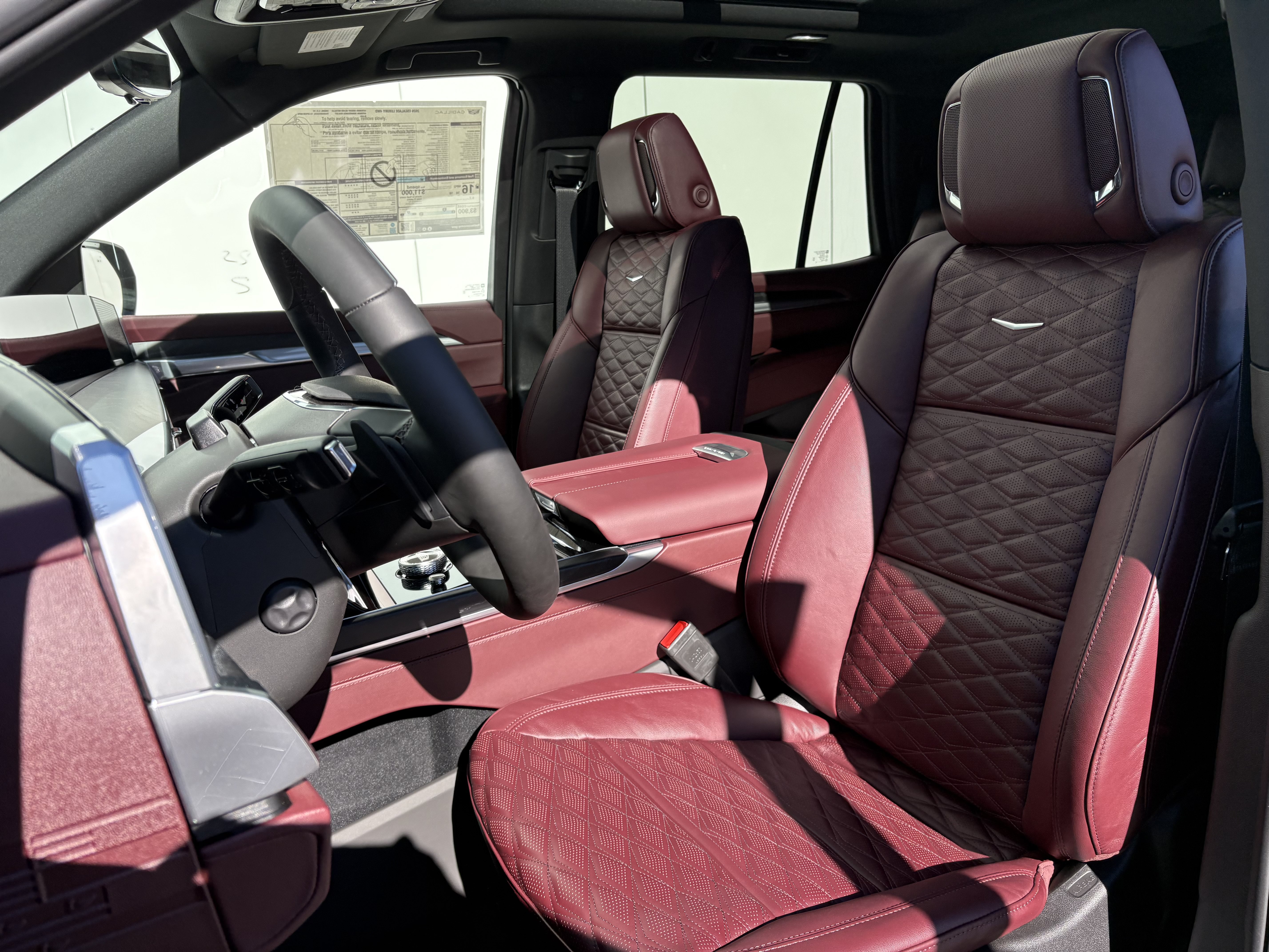 New 2026 Cadillac Escalade Luxury AWD/4WD image 12