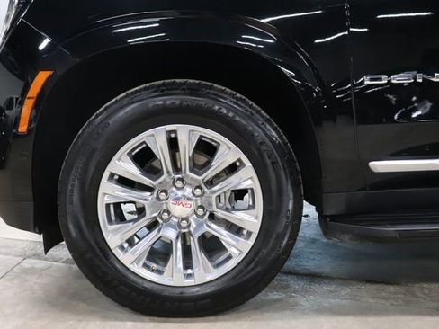 Used 2025 GMC Yukon Denali AWD/4WD image 38