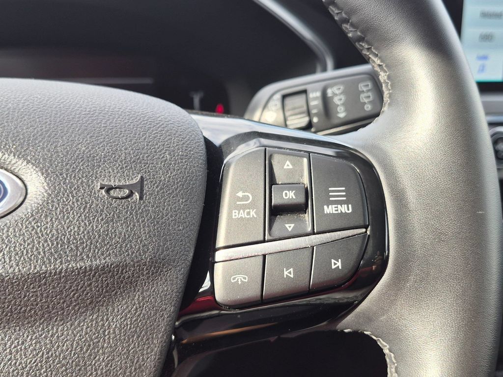 Used 2024 Ford Escape Active AWD/4WD image 13