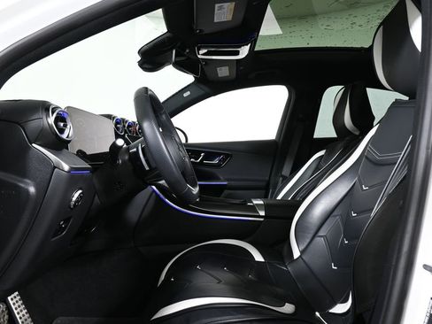 Certified 2025 Mercedes-Benz GLC 300 4MATIC image 3