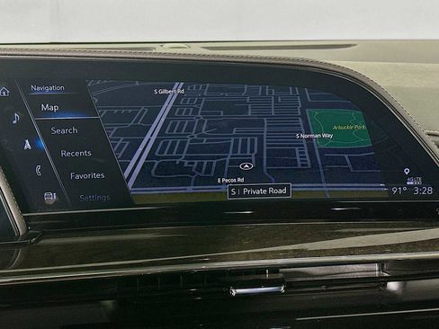 Used 2024 Cadillac Escalade Premium Luxury w/ Performance Package AWD/4WD image 14