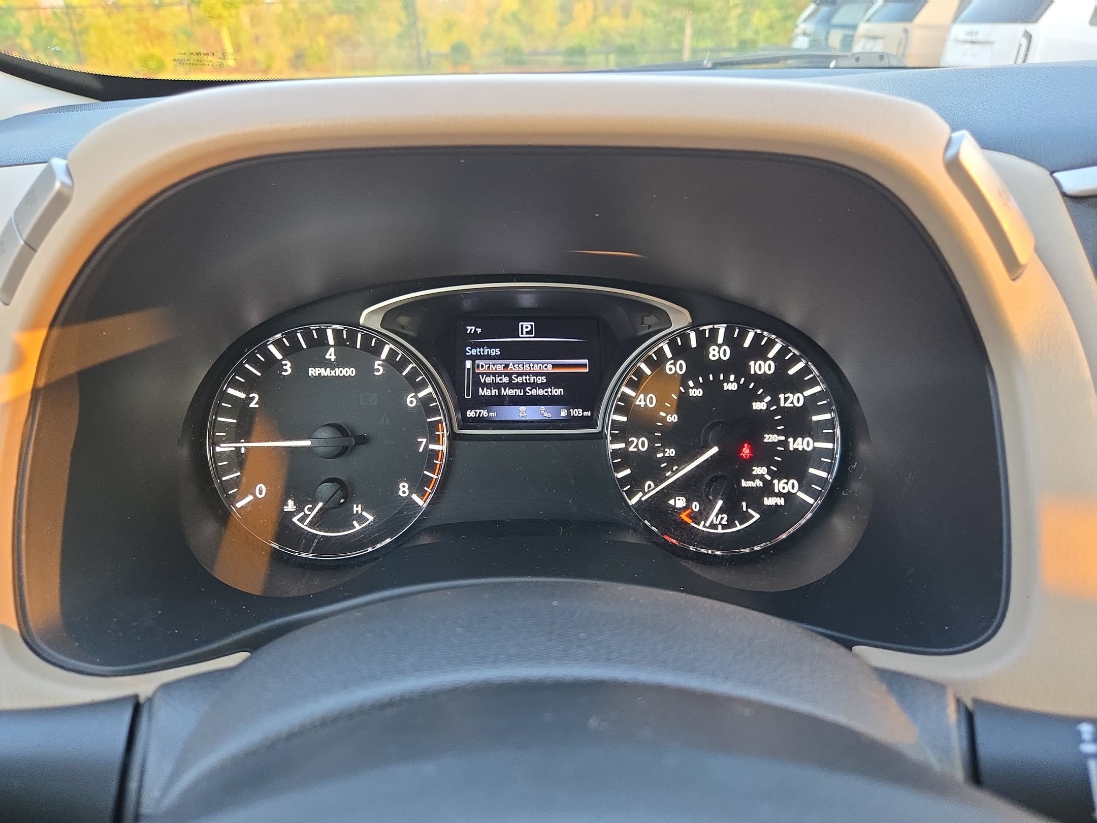 Used 2020 Nissan Pathfinder SL FWD image 14