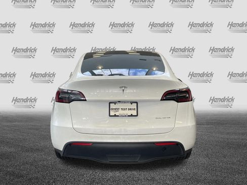 Used 2023 Tesla Model Y Long Range AWD/4WD image 9