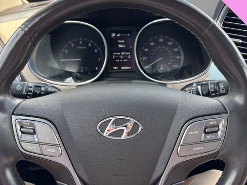 Used 2017 Hyundai Santa Fe Sport image 7