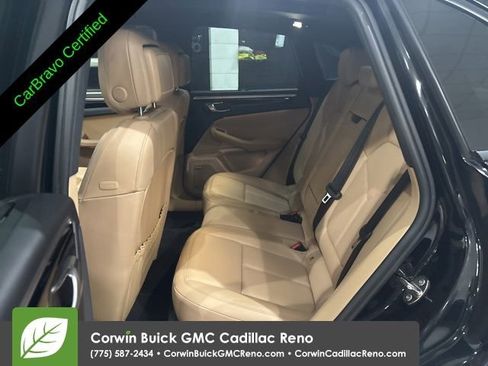 Used 2021 Porsche Macan AWD/4WD image 26