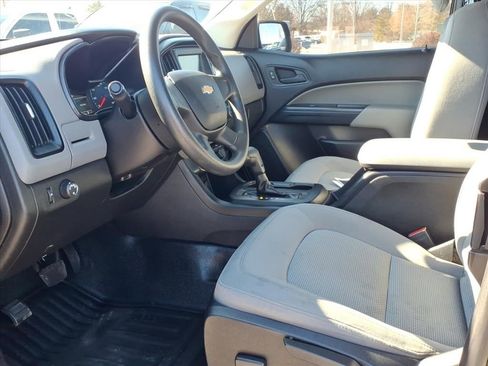 Used 2018 Chevrolet Colorado W/T image 10