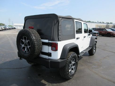 Used 2018 Jeep Wrangler Unlimited Sport S AWD/4WD image 6