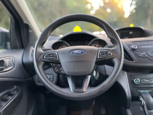 Used 2018 Ford Escape S image 12