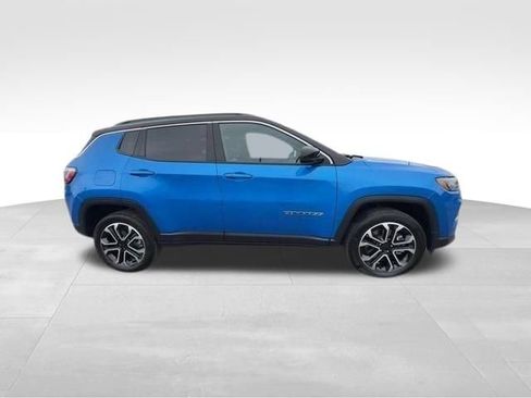 Used 2023 Jeep Compass Limited AWD/4WD image 11
