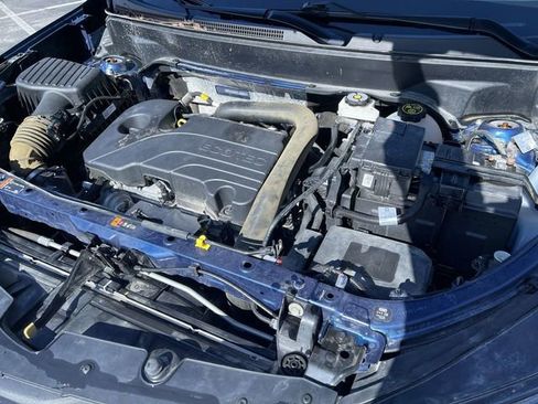 Used 2023 Chevrolet Equinox LS w/ LS Convenience Package image 29