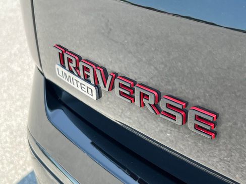 Used 2024 Chevrolet Traverse Premier w/ Redline Edition image 16