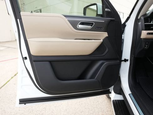 New 2026 INFINITI QX80 Pure RWD image 18