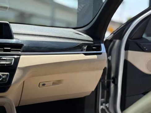 Used 2017 BMW X1 xDrive28i image 18