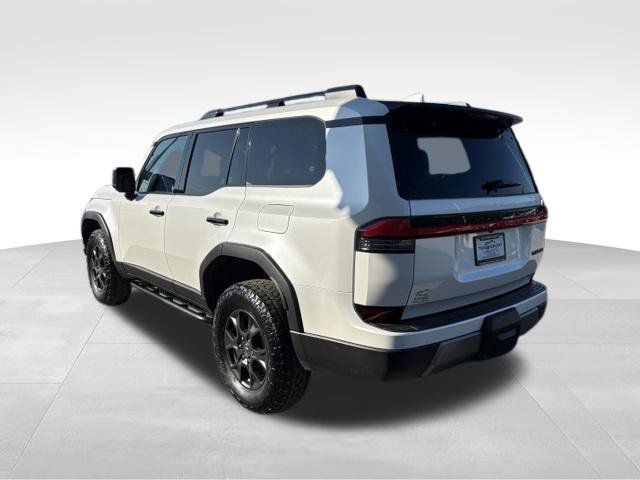Used 2024 Lexus GX 550 AWD/4WD image 11