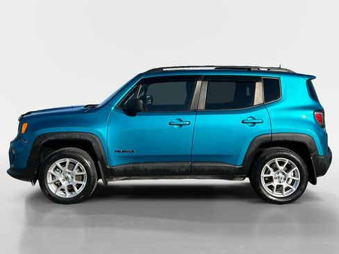 Used 2022 Jeep Renegade Latitude image 2